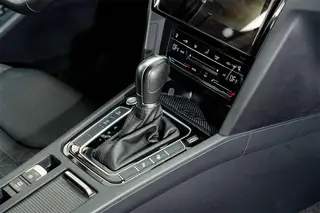 Volkswagen CC 2021 Hunting car 380TSI Heart Hunting Edition interior photo 18 Volkswagen CC 2021 Hunting car 380TSI Heart Hunting Edition interior photo 18