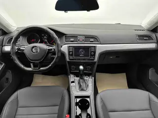 Volkswagen Lamando 2018 230TSI DSG Fashion Edition interior photo 7 Volkswagen Lamando 2018 230TSI DSG Fashion Edition interior photo 7