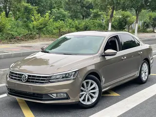 Volkswagen Passat 2017 330TSI DSG Почетное издание