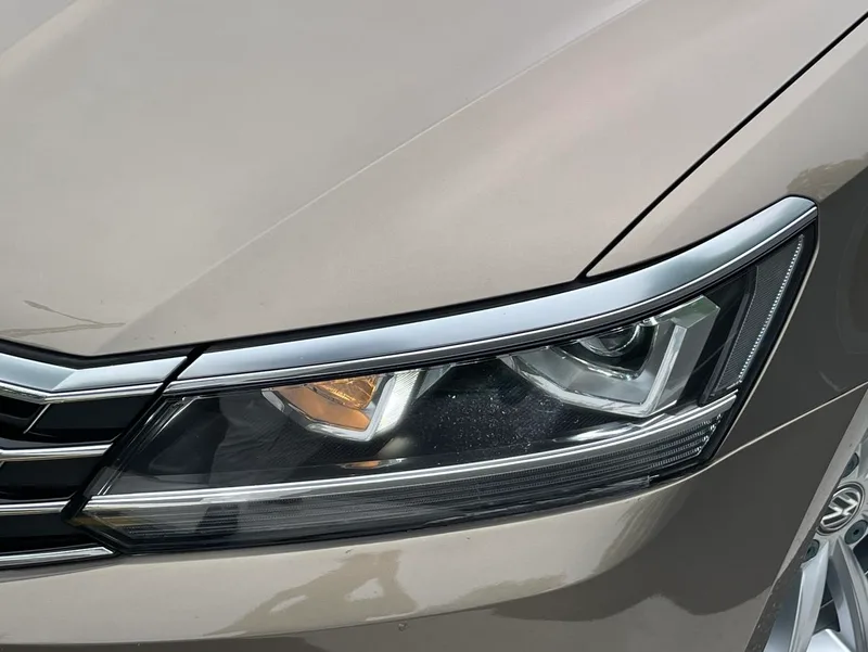 Volkswagen Passat 2017 330TSI DSG Honor Edition exterior photo 3 Volkswagen Passat 2017 330TSI DSG Honor Edition exterior photo 3