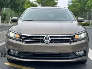 Volkswagen Passat 2017 330TSI DSG Honor Edition interior photo 17 Volkswagen Passat 2017 330TSI DSG Honor Edition interior photo 17