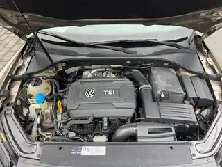 Volkswagen Passat 2017 330TSI DSG Honor Edition interior photo 18 Volkswagen Passat 2017 330TSI DSG Honor Edition interior photo 18