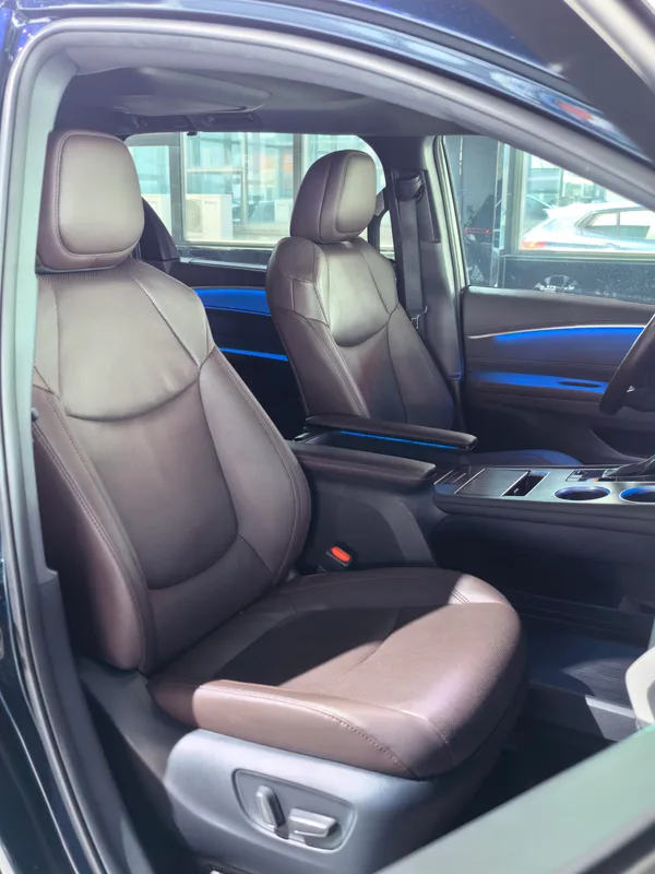 Toyota Granvia 2023 Intelligent electric hybrid double engine 2.5L Flagship VIP interior photo 8 Toyota Granvia 2023 Intelligent electric hybrid double engine 2.5L Flagship VIP interior photo 8