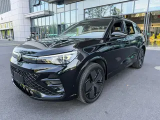 Volkswagen Tiguan L 2024 Pro 380TSI Quatre roues motrices R-Line Version de la sagesse