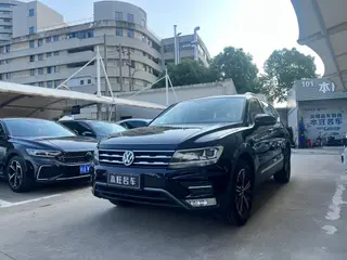 Volkswagen Tiguan L 2020 330TSI Version de confort panoramique automatique à deux roues motrices État VI