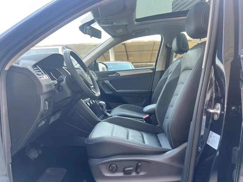 Volkswagen Tiguan L 2020 330TSI Version de confort panoramique automatique à deux roues motrices État VI extérieur photo 5 Volkswagen Tiguan L 2020 330TSI Version de confort panoramique automatique à deux roues motrices État VI extérieur photo 5
