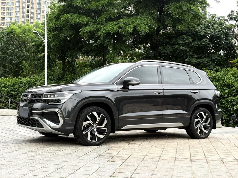 Volkswagen Tharu 2023 300TSI Two-wheel drive full moon version exterior photo 1 Volkswagen Tharu 2023 300TSI Two-wheel drive full moon version exterior photo 1