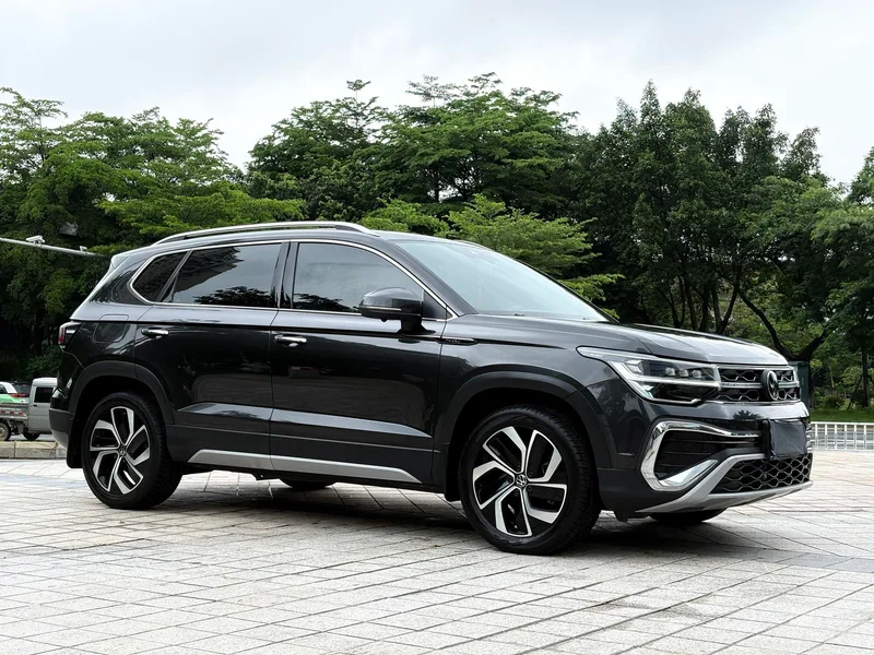 Volkswagen Tharu 2023 300TSI Two-wheel drive full moon version exterior photo 3 Volkswagen Tharu 2023 300TSI Two-wheel drive full moon version exterior photo 3