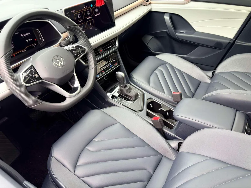 Volkswagen Tharu 2023 300TSI Two-wheel drive full moon version exterior photo 4 Volkswagen Tharu 2023 300TSI Two-wheel drive full moon version exterior photo 4