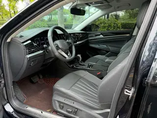 Volkswagen Passat 2024 outstanding 380TSI Long Yao Edition interior photo 7 Volkswagen Passat 2024 outstanding 380TSI Long Yao Edition interior photo 7
