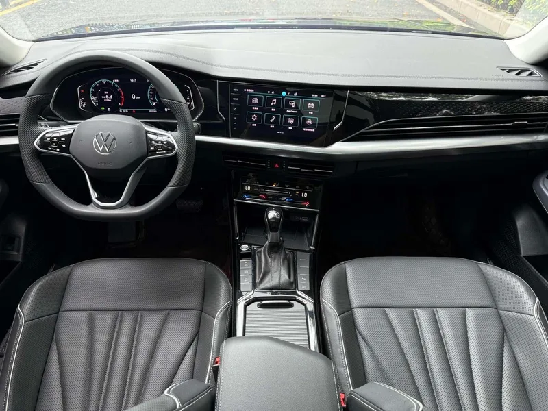Volkswagen Passat 2024 outstanding 380TSI Long Yao Edition interior photo 9 Volkswagen Passat 2024 outstanding 380TSI Long Yao Edition interior photo 9