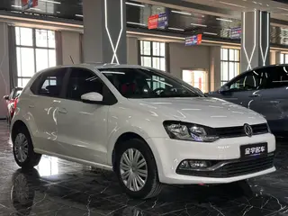 Volkswagen Polo 2016 1.6L Automatic Comfort Type exterior photo 3 Volkswagen Polo 2016 1.6L Automatic Comfort Type exterior photo 3