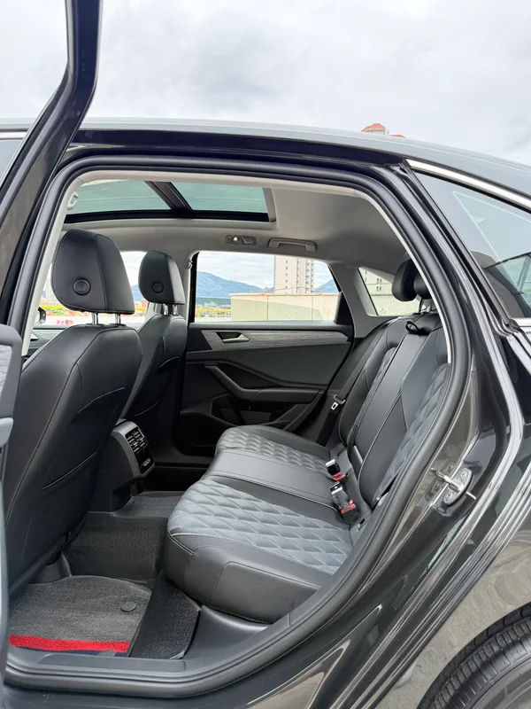 Volkswagen Sagitar 2023 300TSI DSG Premium Edition interior photo 7 Volkswagen Sagitar 2023 300TSI DSG Premium Edition interior photo 7