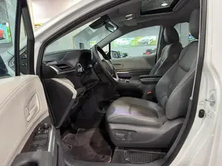 Toyota Sienna 2024 Dual Power 2.5L Comfort Edition exterior photo 4 Toyota Sienna 2024 Dual Power 2.5L Comfort Edition exterior photo 4