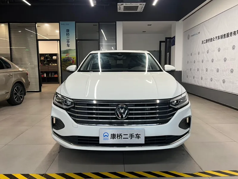 Volkswagen Lavida 2023 Restyling 1.5L Automatic Five Million Edition exterior photo 2 Volkswagen Lavida 2023 Restyling 1.5L Automatic Five Million Edition exterior photo 2