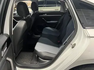 Volkswagen Lavida 2023 Restyling 1.5L Automatic Five Million Edition interior photo 8 Volkswagen Lavida 2023 Restyling 1.5L Automatic Five Million Edition interior photo 8