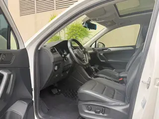 Volkswagen Tiguan L 2020 330TSI Automatic two-wheel drive panoramic comfort version Country VI exterior photo 3 Volkswagen Tiguan L 2020 330TSI Automatic two-wheel drive panoramic comfort version Country VI exterior photo 3
