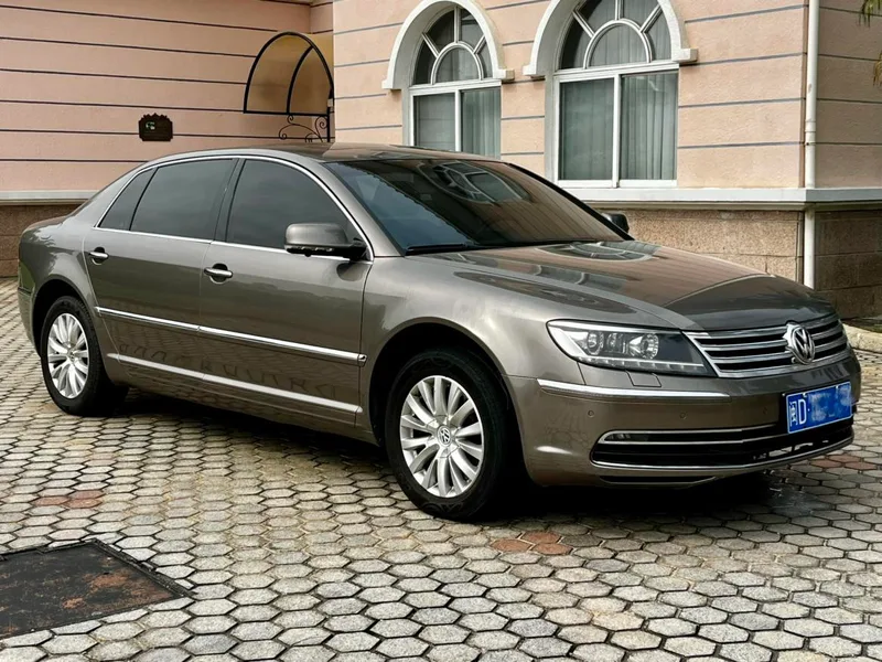 Volkswagen Phaeton 2014 3.0L Business Type exterior photo 3 Volkswagen Phaeton 2014 3.0L Business Type exterior photo 3