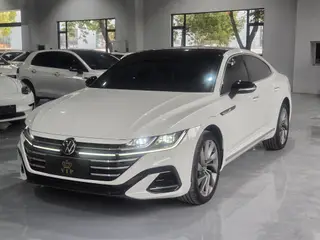 Volkswagen CC 2025 330TSI Ослепительный Наслаждайтесь