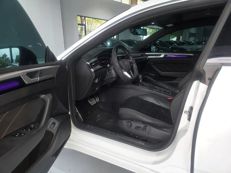 Volkswagen CC 2025 330TSI Dazzling all-in-one exterior photo 4 Volkswagen CC 2025 330TSI Dazzling all-in-one exterior photo 4