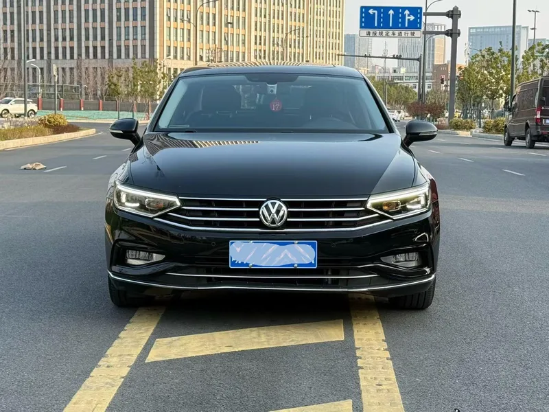 Volkswagen Magotan 2020 330TSI DSG Leading Type exterior photo 2 Volkswagen Magotan 2020 330TSI DSG Leading Type exterior photo 2