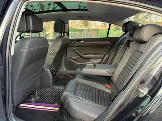 Volkswagen Magotan 2020 330TSI DSG Leading Type interior photo 6 Volkswagen Magotan 2020 330TSI DSG Leading Type interior photo 6
