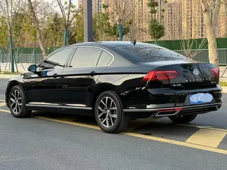 Volkswagen Magotan 2020 330TSI DSG Leading Type interior photo 7 Volkswagen Magotan 2020 330TSI DSG Leading Type interior photo 7