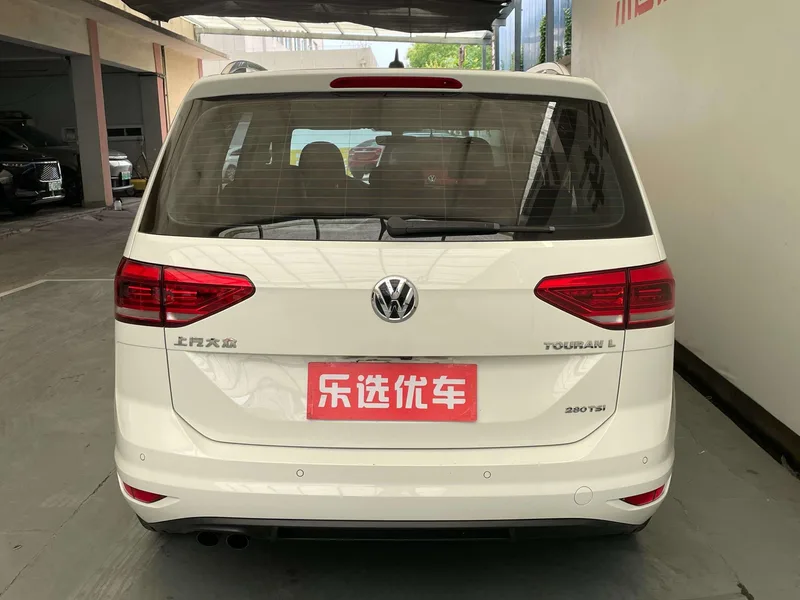 Volkswagen Touan L 2018 280TSI Automatic Comfort Version 7 seat China V exterior photo 4 Volkswagen Touan L 2018 280TSI Automatic Comfort Version 7 seat China V exterior photo 4