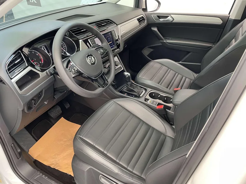 Volkswagen Touan L 2018 280TSI Automatic Comfort Version 7 seat China V exterior photo 6 Volkswagen Touan L 2018 280TSI Automatic Comfort Version 7 seat China V exterior photo 6