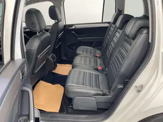 Volkswagen Touan L 2018 280TSI Automatic Comfort Version 7 seat China V exterior photo 7 Volkswagen Touan L 2018 280TSI Automatic Comfort Version 7 seat China V exterior photo 7