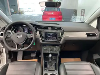 Volkswagen Touan L 2018 280TSI Automatic Comfort Version 7 seat China V exterior photo 9 Volkswagen Touan L 2018 280TSI Automatic Comfort Version 7 seat China V exterior photo 9