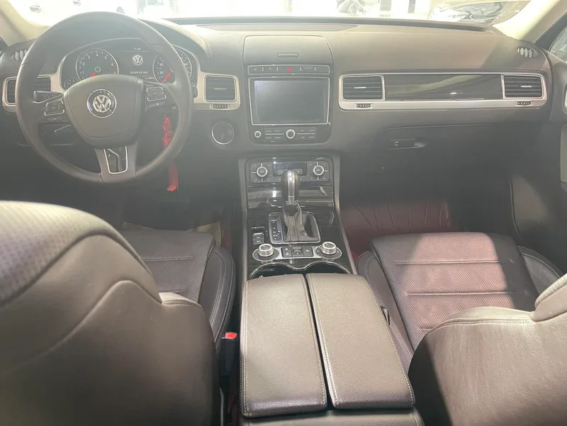 Volkswagen Touareg 2016 3.0TSI high matching type interior photo 7 Volkswagen Touareg 2016 3.0TSI high matching type interior photo 7