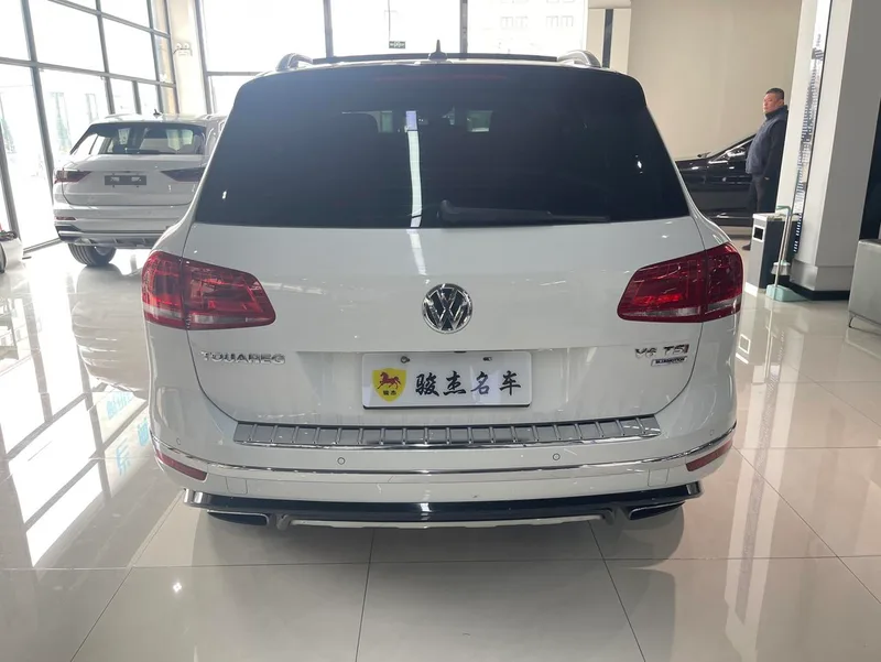 Volkswagen Touareg 2016 3.0TSI high matching type interior photo 9 Volkswagen Touareg 2016 3.0TSI high matching type interior photo 9