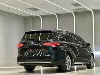 Toyota Sienna 2023 Doble motor 2.5L Edición de platino exterior foto 6 Toyota Sienna 2023 Doble motor 2.5L Edición de platino exterior foto 6