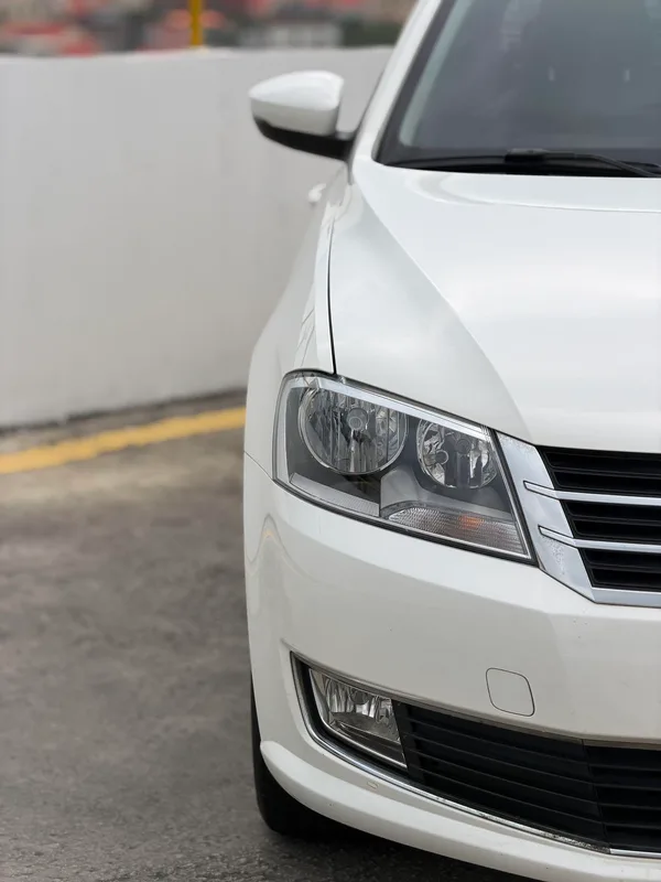 Volkswagen Gran Lavida 2014 1.6L Automatic Sports Edition exterior photo 8 Volkswagen Gran Lavida 2014 1.6L Automatic Sports Edition exterior photo 8