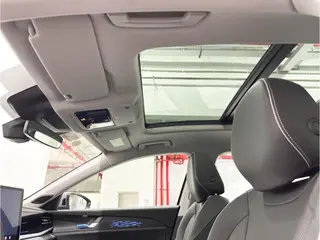 Volkswagen Passat 2025 Pro 380TSI Long Zun Edition interior photo 11 Volkswagen Passat 2025 Pro 380TSI Long Zun Edition interior photo 11