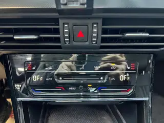 Volkswagen Passat 2023 Restyling 330TSI Star Elite Edition interior photo 20 Volkswagen Passat 2023 Restyling 330TSI Star Elite Edition interior photo 20