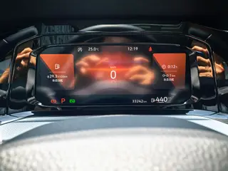 Volkswagen Golf 2021 280TSI DSG Pro interior photo 13 Volkswagen Golf 2021 280TSI DSG Pro interior photo 13
