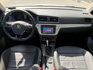 Volkswagen Gran Lavida 2015 230TSI DSG Comfort Edition interior photo 9 Volkswagen Gran Lavida 2015 230TSI DSG Comfort Edition interior photo 9