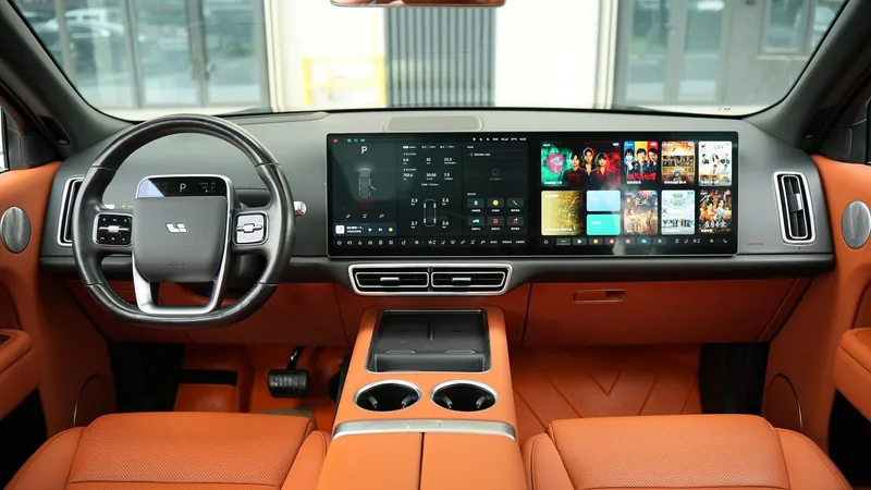Li Auto L8 2023 Pro Edición interior foto 8 Li Auto L8 2023 Pro Edición interior foto 8