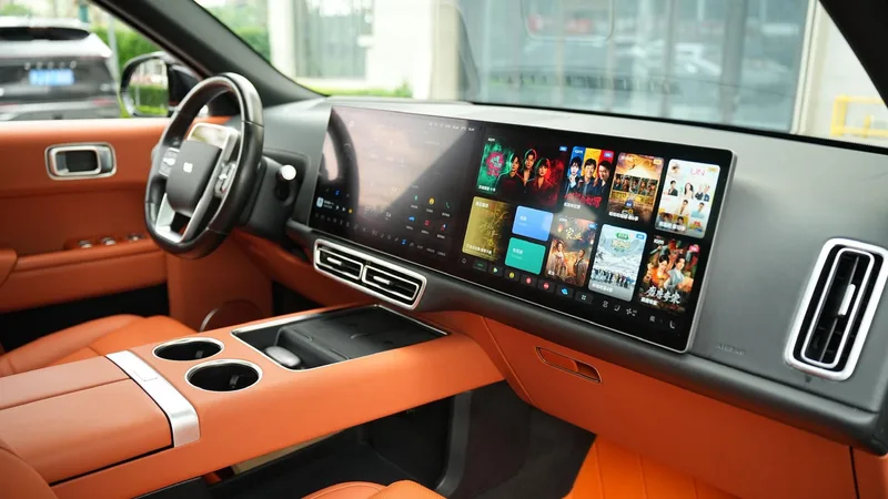 Li Auto L8 2023 Pro Edición interior foto 9 Li Auto L8 2023 Pro Edición interior foto 9