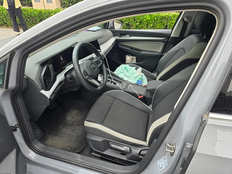 Volkswagen Golf 2021 280TSI DSG Pro interior foto 7 Volkswagen Golf 2021 280TSI DSG Pro interior foto 7