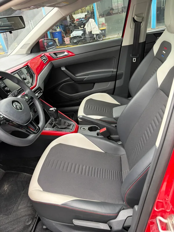 Volkswagen Polo 2019 Plus 1.5L Automatic Colorful Technology Edition interior photo 7 Volkswagen Polo 2019 Plus 1.5L Automatic Colorful Technology Edition interior photo 7