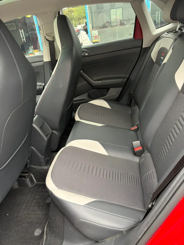 Volkswagen Polo 2019 Plus 1.5L Automatic Colorful Technology Edition interior photo 8 Volkswagen Polo 2019 Plus 1.5L Automatic Colorful Technology Edition interior photo 8