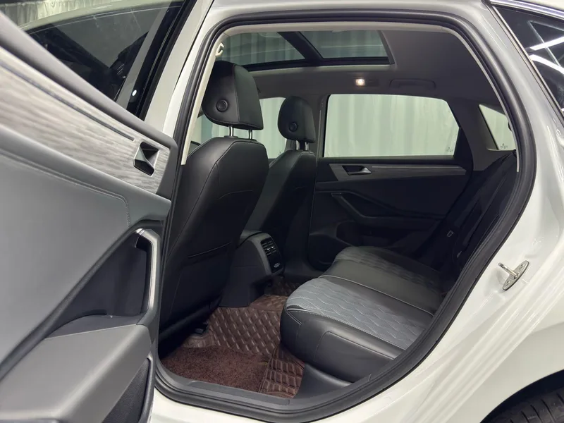 Volkswagen Sagitar 2023 300TSI DSG Premium Edition interior photo 11 Volkswagen Sagitar 2023 300TSI DSG Premium Edition interior photo 11