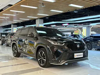 Toyota Crown Kluger 2023 Intelligent electric hybrid double engine 2.5L E-CVT Four-wheel drive Premium Edition exterior photo 8 Toyota Crown Kluger 2023 Intelligent electric hybrid double engine 2.5L E-CVT Four-wheel drive Premium Edition exterior photo 8