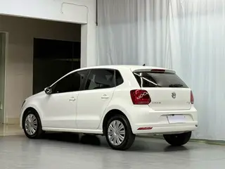 Volkswagen Polo 2018 1.5L Tipo de seguridad automática exterior foto 4 Volkswagen Polo 2018 1.5L Tipo de seguridad automática exterior foto 4