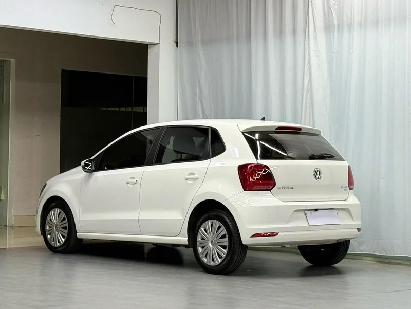 Volkswagen Polo 2018 1.5L Tipo de seguridad automática exterior foto 4 Volkswagen Polo 2018 1.5L Tipo de seguridad automática exterior foto 4