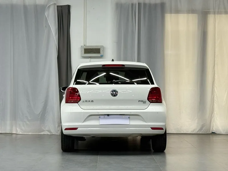 Volkswagen Polo 2018 1.5L Tipo de seguridad automática exterior foto 5 Volkswagen Polo 2018 1.5L Tipo de seguridad automática exterior foto 5