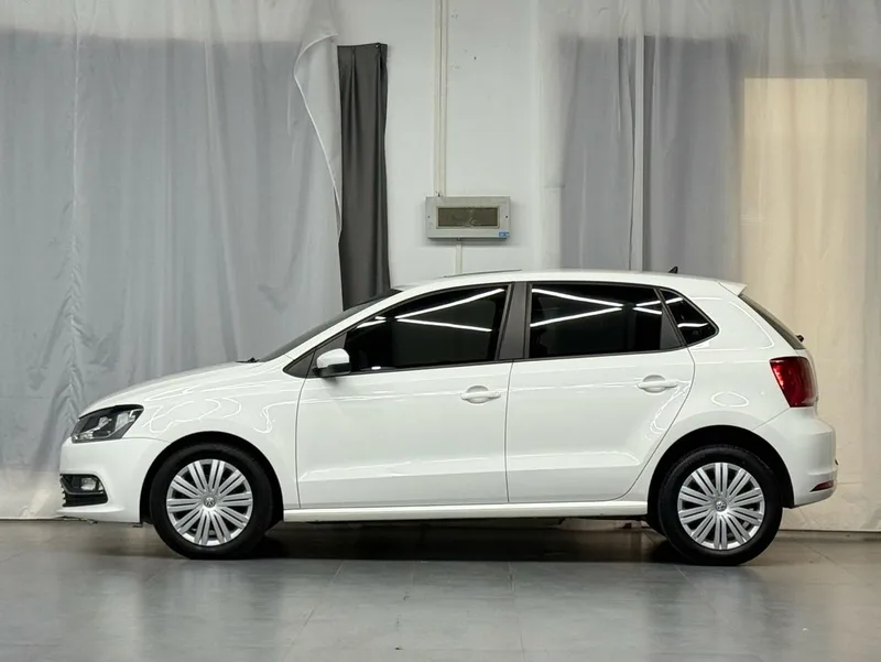 Volkswagen Polo 2018 1.5L Tipo de seguridad automática interior foto 7 Volkswagen Polo 2018 1.5L Tipo de seguridad automática interior foto 7